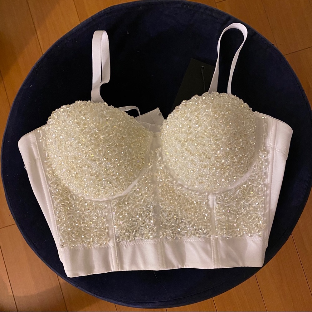 ❤️BRAND NEW Beaded white corset bustier top❤️
